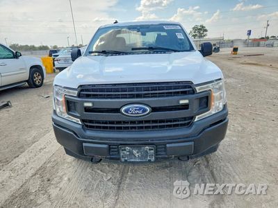 Piąte zdjęcie samochodu w środku: 2019 FORD F150 SUPER CAB VIN:1FTFX1E58KKE18183 - miniatura