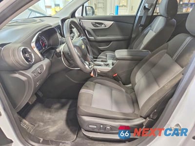 Zdjęcie 7 z 13 samochodu: 2026 CHEVROLET BLAZER 2LT VIN:3GNKBCR49TS148596 - miniatura