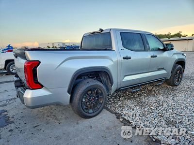 Trzecie zdjęcie samochodu z tyłu: 2025 TOYOTA TUNDRA SR5 VIN:5TFLA5DB8SX329347 - miniatura