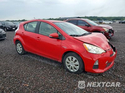 Czwarte zdjęcie samochodu z boku: 2013 TOYOTA PRIUS C TWO VIN:JTDKDTB35D1032089 - miniatura