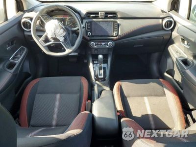 Zdjęcie 8 z 12 samochodu: 2024 NISSAN VERSA SR VIN:3N1CN8FV5RL927742 - miniatura