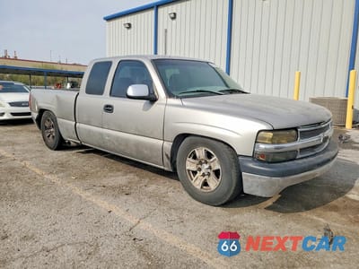 Czwarte zdjęcie samochodu z boku: 2000 CHEVROLET SILVERADO C1500 VIN:2GCEC19V2Y1135191 - miniatura