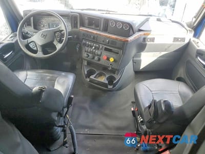 Zdjęcie 8 z 14 samochodu: 2022 INTERNATIONAL LT625 VIN:3HSDZTZR1NN215435 - miniatura