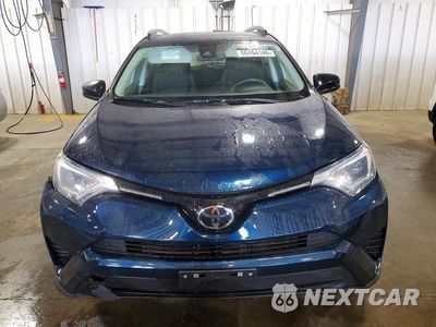 Piąte zdjęcie samochodu w środku: 2017 TOYOTA RAV4 LE VIN:JTMBFREV8HJ108291 - miniatura