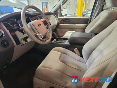Zdjęcie 7 z 13 samochodu: 2009 FORD EXPEDITION XLT VIN:1FMFU16549LA13980 - miniatura