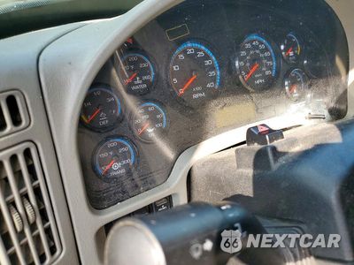 Zdjęcie 9 z 13 samochodu: 2017 INTERNATIONAL 4300 BOX TRUCK VIN:1HTMMMMM9HH519607 - miniatura