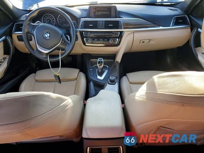 Zdjęcie 8 z 13 samochodu: 2017 BMW 330 XI VIN:WBA8D9G50HNU60266 - miniatura