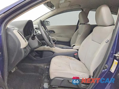 Zdjęcie 7 z 13 samochodu: 2017 HONDA HR-V LX VIN:3CZRU5H31HG701445 - miniatura