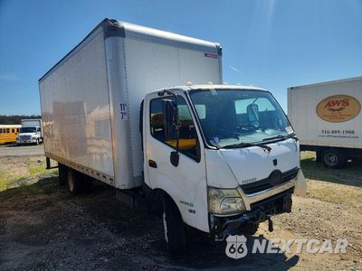 Czwarte zdjęcie samochodu z boku: 2018 HINO 195 BOX TRUCK VIN:JHHSDM2H6JK006797 - miniatura