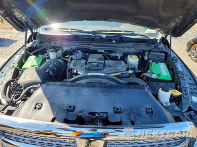Zdjęcie 11 z 14 samochodu: 2017 RAM 2500 VIN:3C6UR5FL2HG562387 - miniatura