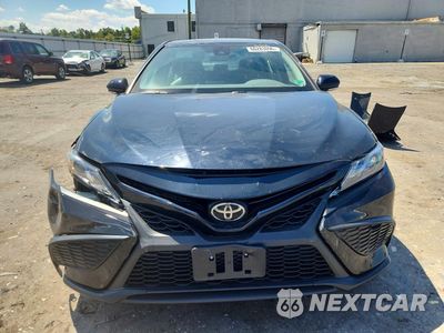 Piąte zdjęcie samochodu w środku: 2024 TOYOTA CAMRY SE VIN:4T1G11AK8RU188947 - miniatura