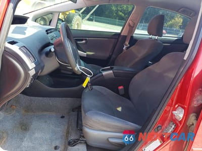 Zdjęcie 7 z 13 samochodu: 2012 TOYOTA PRIUS TWO VIN:JTDKN3DU6C5464488 - miniatura