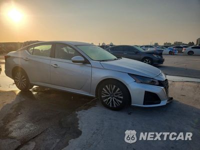 Czwarte zdjęcie samochodu z boku: 2023 NISSAN ALTIMA SV VIN:1N4BL4DV9PN341736 - miniatura
