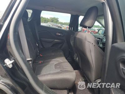 Zdjęcie 10 z 13 samochodu: 2019 JEEP CHEROKEE LATITUDE VIN:1C4PJLCB5KD263705 - miniatura