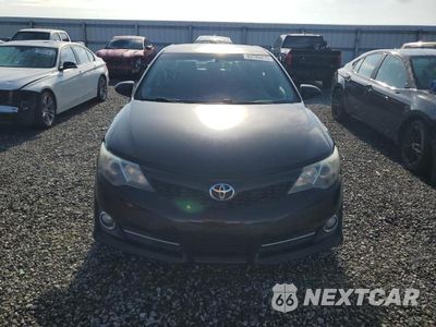 Piąte zdjęcie samochodu w środku: 2014 TOYOTA CAMRY SE VIN:4T1BF1FK7EU359671 - miniatura
