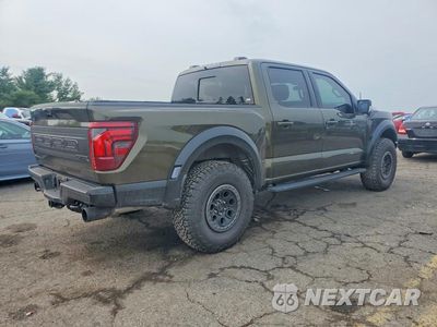Trzecie zdjęcie samochodu z tyłu: 2025 FORD F150 RAPTOR VIN:1FTFW1RG0SFA54459 - miniatura