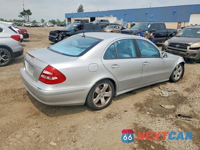 Trzecie zdjęcie samochodu z tyłu: 2004 MERCEDES-BENZ E 320 VIN:WDBUF65J84A436629 - miniatura