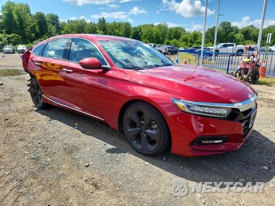 Czwarte zdjęcie samochodu z boku: 2018 HONDA ACCORD TOURING VIN:1HGCV1F90JA183021 - miniatura