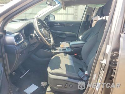 Zdjęcie 7 z 12 samochodu: 2018 KIA SORENTO LX VIN:5XYPGDA35JG349399 - miniatura