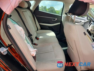 Zdjęcie 10 z 13 samochodu: 2026 HYUNDAI SONATA SEL SPORT VIN:KMHL64JA1TA578385 - miniatura