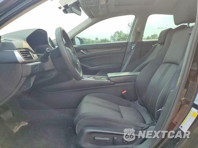 Zdjęcie 7 z 12 samochodu: 2018 HONDA ACCORD EX VIN:1HGCV1F49JA236965 - miniatura