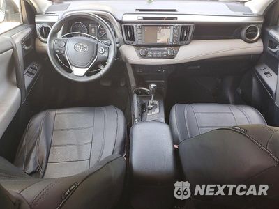 Zdjęcie 8 z 12 samochodu: 2016 TOYOTA RAV4 XLE VIN:2T3WFREV3GW267706 - miniatura