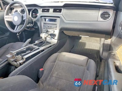Zdjęcie 8 z 12 samochodu: 2012 FORD MUSTANG VIN:1ZVBP8AM0C5232705 - miniatura