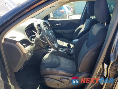 Zdjęcie 7 z 12 samochodu: 2015 JEEP CHEROKEE SPORT VIN:1C4PJMAB9FW626574 - miniatura