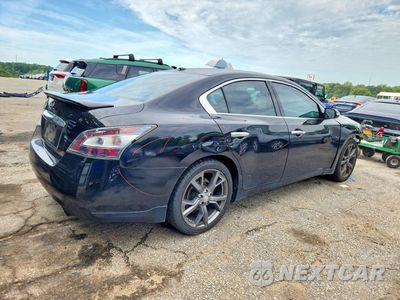 Trzecie zdjęcie samochodu z tyłu: 2013 NISSAN MAXIMA 3.5 SV VIN:1N4AA5AP2DC809570 - miniatura