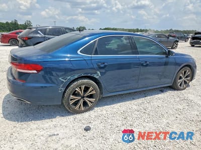 Trzecie zdjęcie samochodu z tyłu: 2022 VOLKSWAGEN PASSAT SE VIN:1VWSA7A37NC005044 - miniatura
