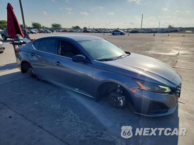 Czwarte zdjęcie samochodu z boku: 2025 NISSAN ALTIMA SR VIN:1N4BL4CV8SN343455 - miniatura