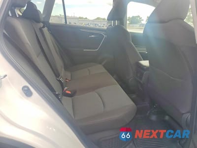 Zdjęcie 11 z 14 samochodu: 2024 TOYOTA RAV4 HYBRID XLE VIN:2T3RWRFV7RW250051 - miniatura