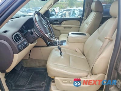 Zdjęcie 7 z 13 samochodu: 2011 GMC YUKON DENALI HYBRID VIN:1GKS2GEJ6BR193142 - miniatura