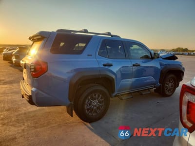 Trzecie zdjęcie samochodu z tyłu: 2025 TOYOTA 4RUNNER SR5 VIN:JTEVA5AR9S5001971 - miniatura