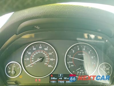 Zdjęcie 9 z 12 samochodu: 2016 BMW 328 I SULEV VIN:WBA8E9G50GNU29322 - miniatura