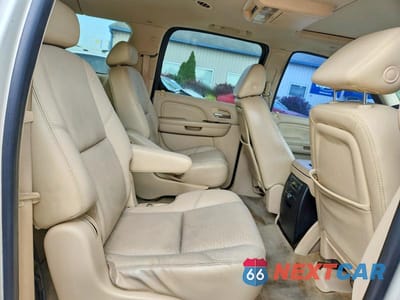 Zdjęcie 11 z 13 samochodu: 2007 CADILLAC ESCALADE ESV VIN:1GYFK66837R359069 - miniatura
