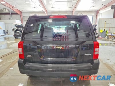 Zdjęcie 6 z 12 samochodu: 2014 JEEP PATRIOT LATITUDE VIN:1C4NJPFA1ED520154 - miniatura