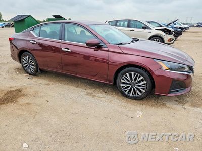 Czwarte zdjęcie samochodu z boku: 2023 NISSAN ALTIMA SV VIN:1N4BL4DV2PN383777 - miniatura