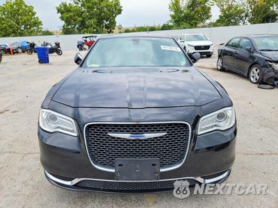 Piąte zdjęcie samochodu w środku: 2015 CHRYSLER 300 LIMITED VIN:2C3CCAAG4FH848817 - miniatura