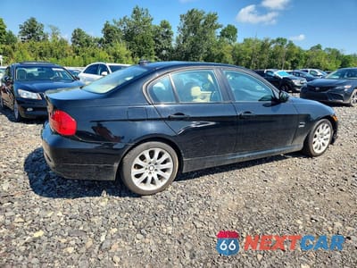 Trzecie zdjęcie samochodu z tyłu: 2011 BMW 328 XI SULEV VIN:WBAPK5G57BNN81992 - miniatura