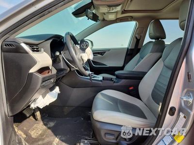 Zdjęcie 7 z 13 samochodu: 2020 TOYOTA RAV4 LIMITED VIN:JTMD6RFV3LD001552 - miniatura