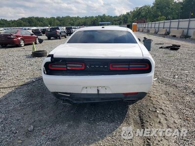 Zdjęcie 6 z 12 samochodu: 2015 DODGE CHALLENGER SXT VIN:2C3CDZAG4FH811049 - miniatura