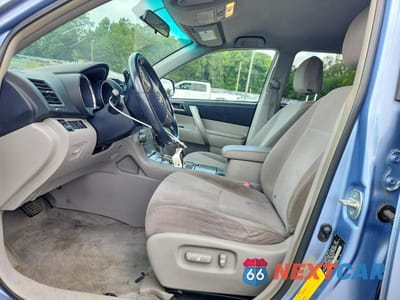 Zdjęcie 7 z 13 samochodu: 2008 TOYOTA HIGHLANDER SPORT VIN:JTEDS43A682024404 - miniatura