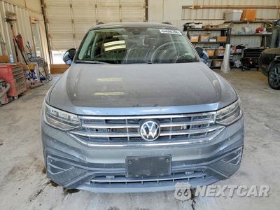 Piąte zdjęcie samochodu w środku: 2024 VOLKSWAGEN TIGUAN S VIN:3VVRB7AX2RM159605 - miniatura