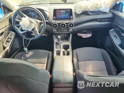 Zdjęcie 8 z 12 samochodu: 2022 NISSAN SENTRA SR VIN:3N1AB8DV1NY317336 - miniatura