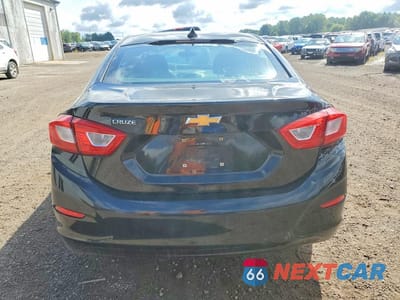 Zdjęcie 6 z 12 samochodu: 2018 CHEVROLET CRUZE LS VIN:1G1BC5SMXJ7151555 - miniatura