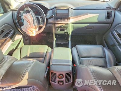 Zdjęcie 8 z 14 samochodu: 2005 HONDA PILOT EXL VIN:2HKYF186X5H523682 - miniatura