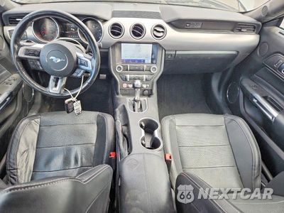 Zdjęcie 8 z 12 samochodu: 2020 FORD MUSTANG VIN:1FA6P8TH7L5173534 - miniatura