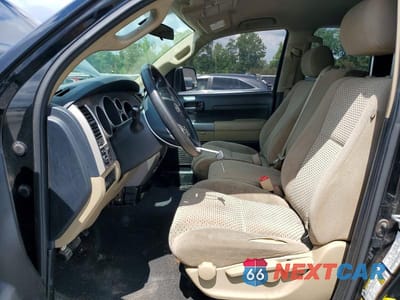 Zdjęcie 7 z 12 samochodu: 2013 TOYOTA TUNDRA DOUBLE CAB SR5 VIN:5TFUW5F10DX276608 - miniatura