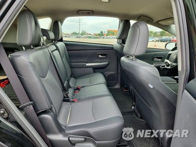 Zdjęcie 10 z 13 samochodu: 2014 TOYOTA PRIUS V FIVE VIN:JTDZN3EU3E3332445 - miniatura